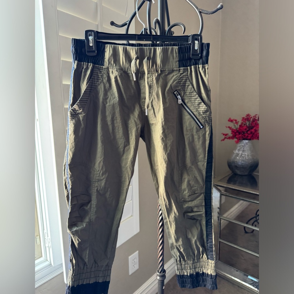 Lorna Jane army green cargo pants